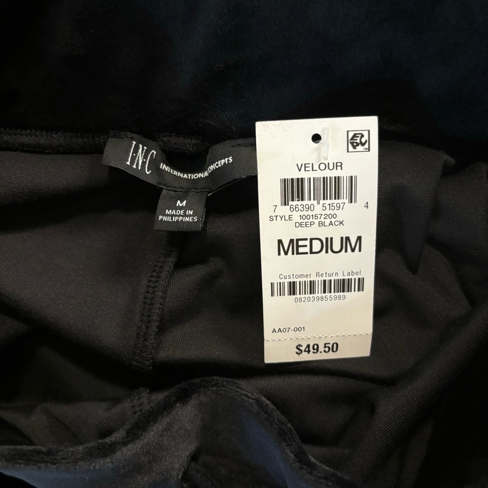 I.N.C. International Concepts Size M Black Velour High Rise Flare Leg Pants NWT - Picture 8 of 8